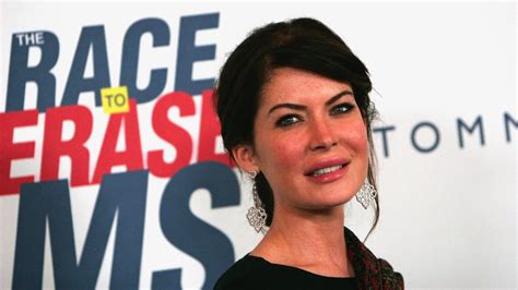 lara flynn boyle boobs|202 Lara Flynn Boyle Archive Stock Photos & High